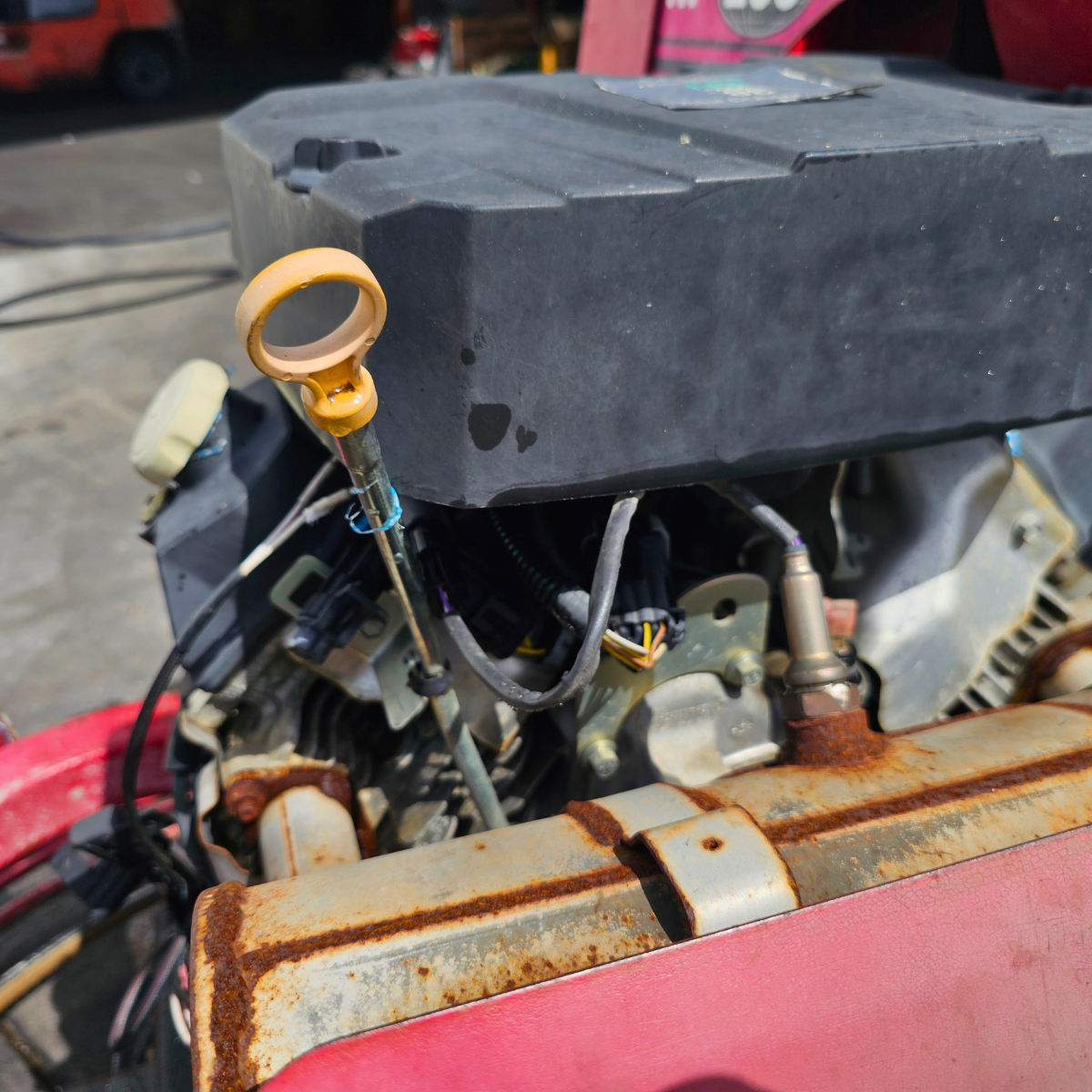 13 – Thomas Concrete Machinery